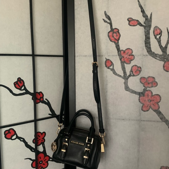 Michael Kors Black Leather Handbag - Picture 5 of 7